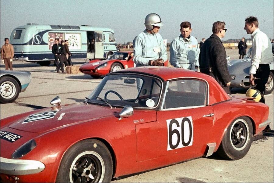 Image 41/45 of Lotus Elan (1965)