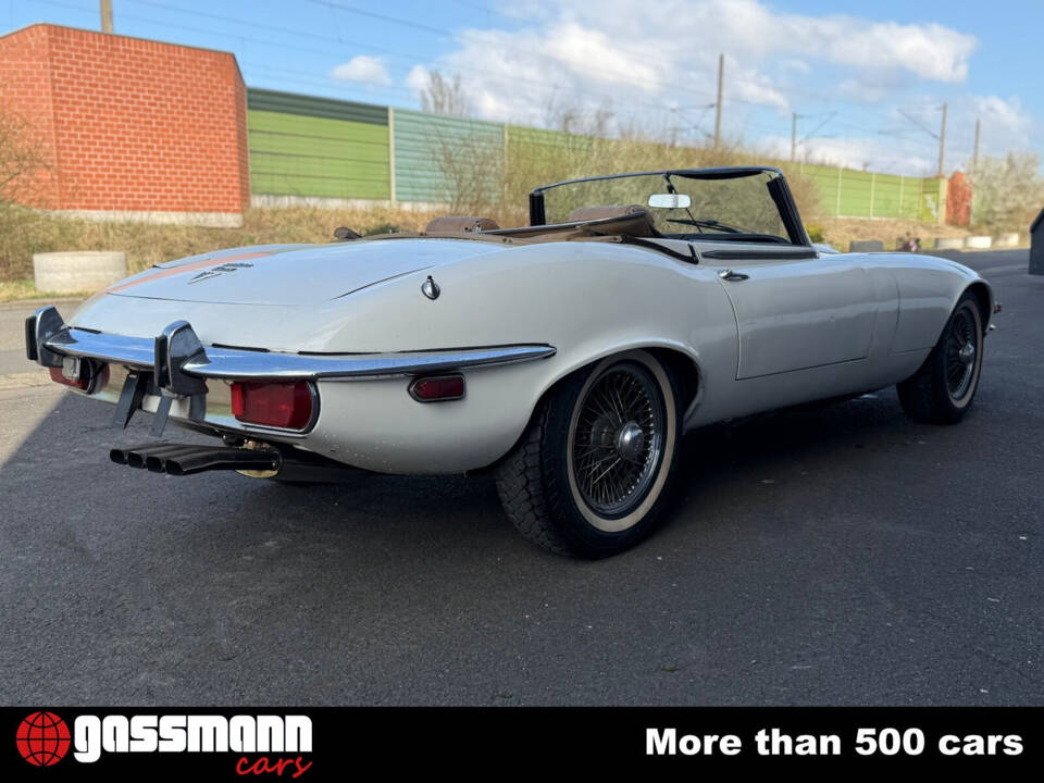 Image 10/15 of Jaguar E-Type V12 (1973)
