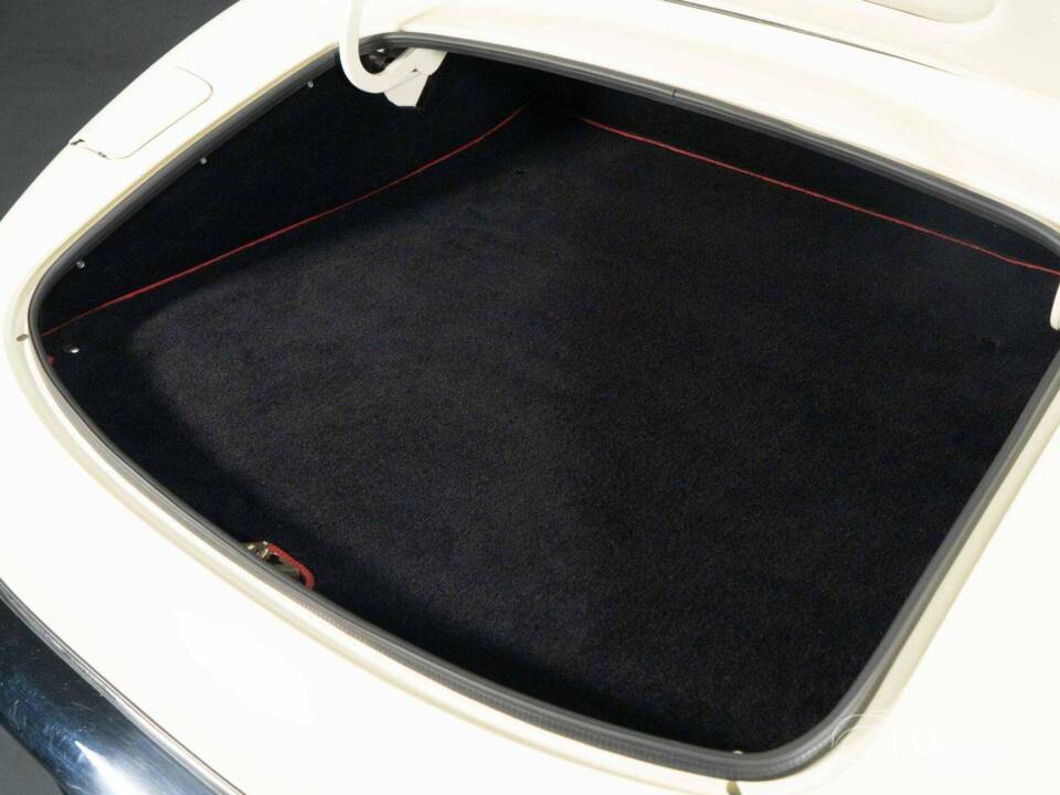 Afbeelding 6/19 van Jaguar E-Type V12 (1974)