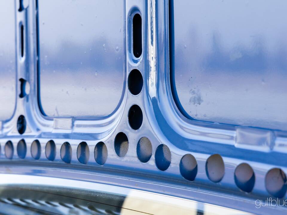 Image 35/44 of Alfa Romeo 75 3.0 V6 QV (1989)