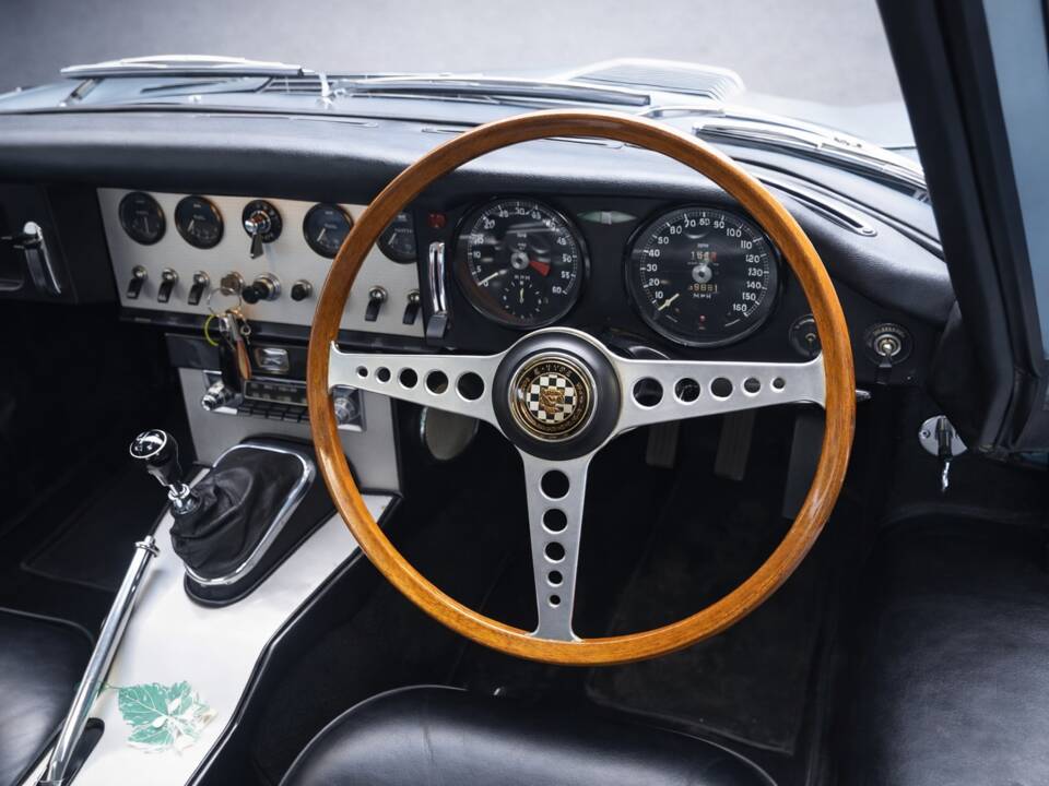 Image 7/11 de Jaguar Type E 3.8 (1962)
