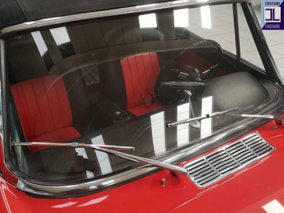 Image 37/50 of FIAT 1200 Cabriolet (1962)