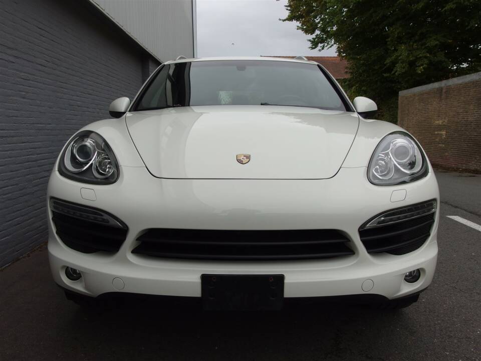 Bild 7/99 von Porsche Cayenne S (2010)