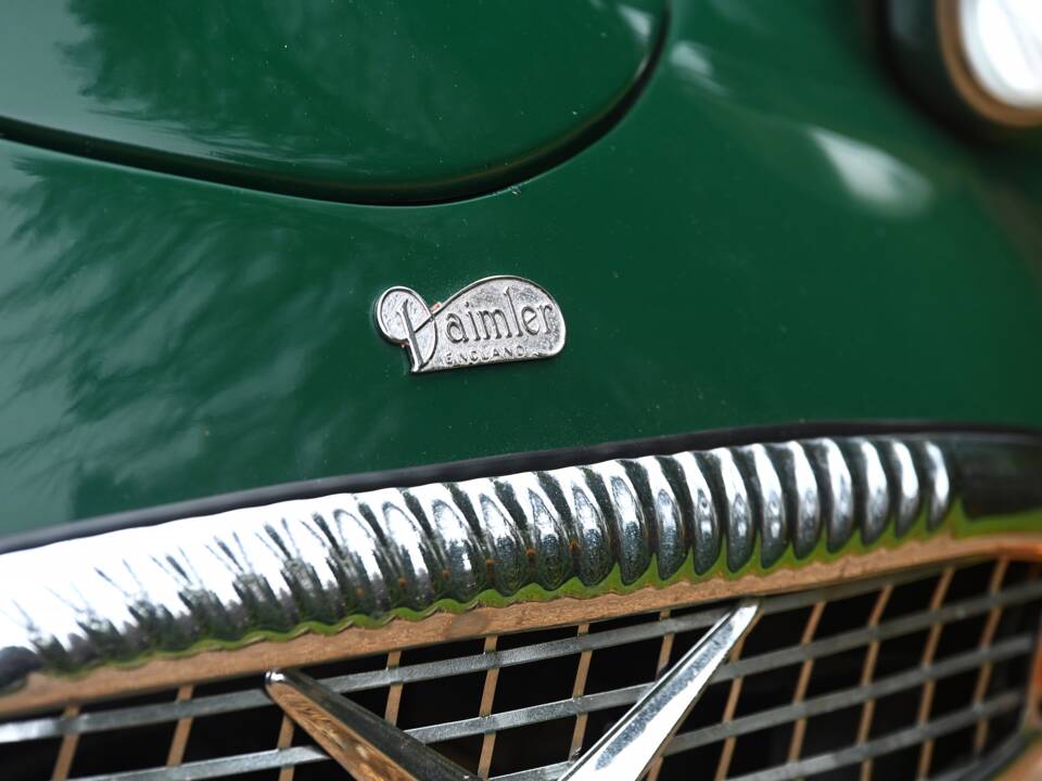 Image 9/20 of Daimler SP 250 (1962)