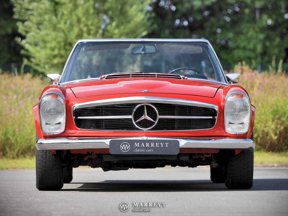Image 2/70 of Mercedes-Benz 280 SL (1969)