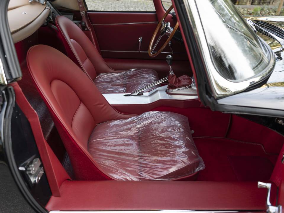 Immagine 20/26 di Jaguar E-Type 3.8 Flat Floor (1961)