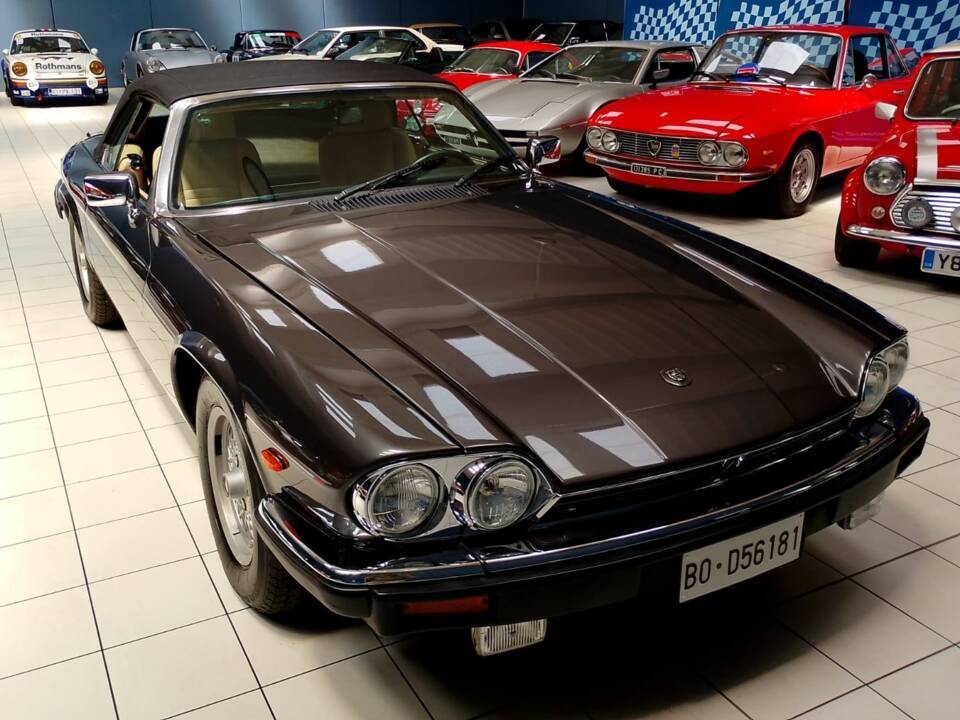 Image 8/70 of Jaguar XJ-S Convertible (1988)