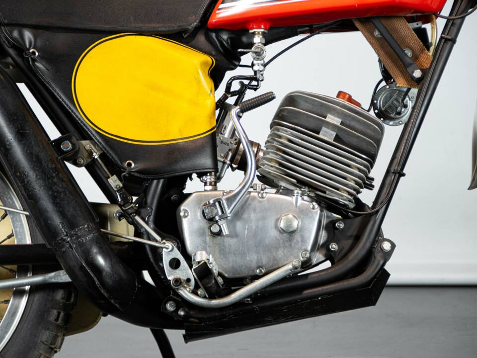 Bild 37/50 von Puch 125 MC/GS (1975)
