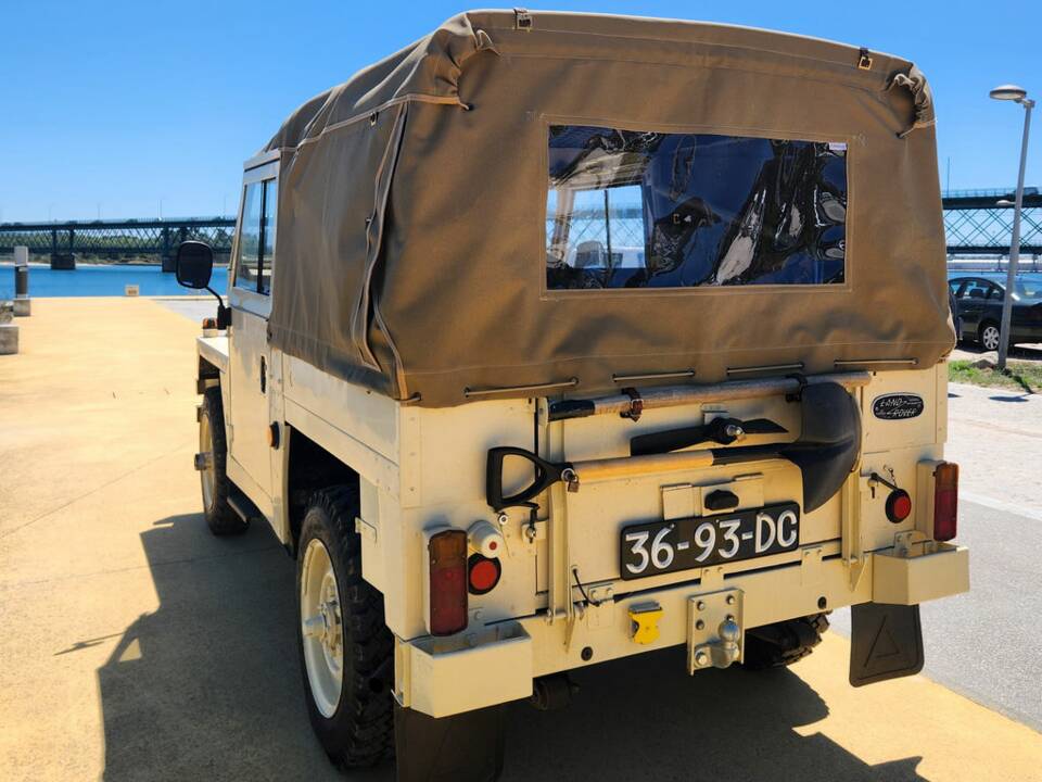 Bild 8/8 von Land Rover 109 (1978)