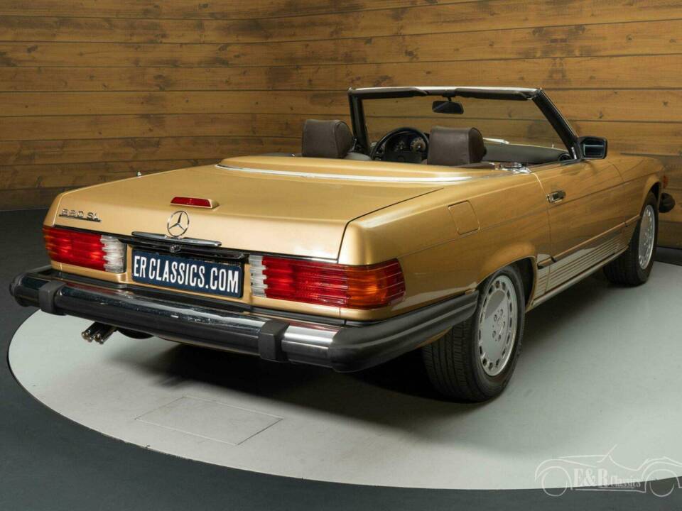 Bild 9/19 von Mercedes-Benz 560 SL (1988)