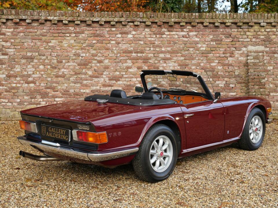 Bild 49/50 von Triumph TR 6 (1971)