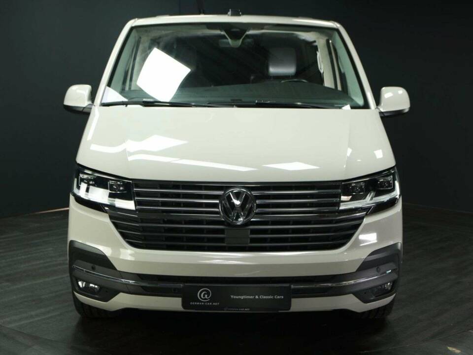 Image 8/50 of Volkswagen T6 Multivan 2.0 TDI (2020)