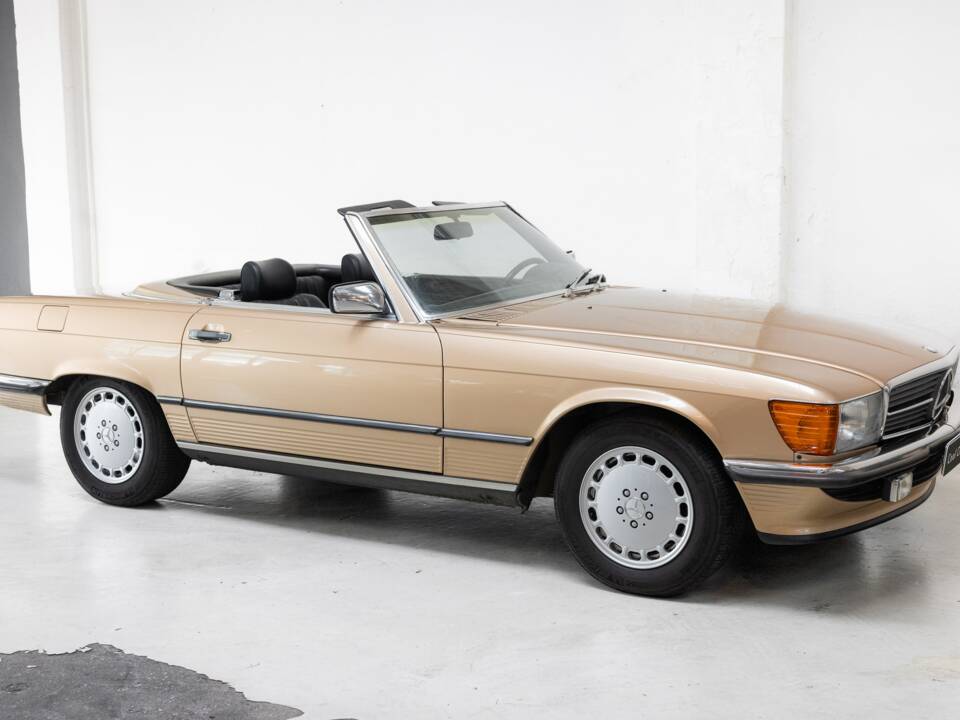Afbeelding 24/32 van Mercedes-Benz 300 SL (1986)