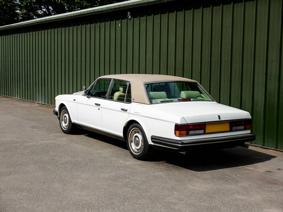 Immagine 17/50 di Rolls-Royce Silver Spirit (1981)