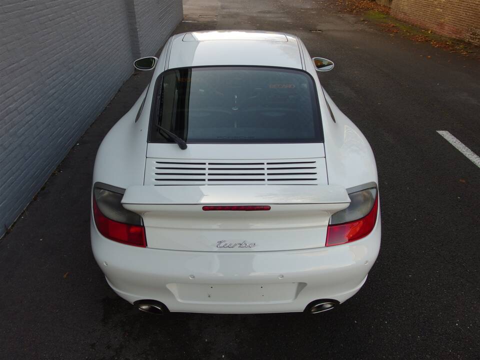 Bild 10/99 von Porsche 911 Turbo (2004)