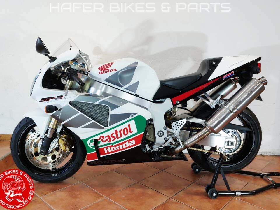 Image 9/44 of Honda VTR 1000 SP2 (2003)