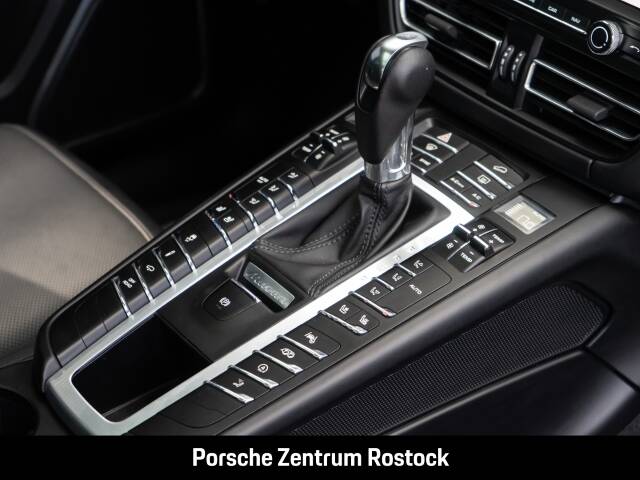 Image 19/36 de Porsche Macan GTS (2020)