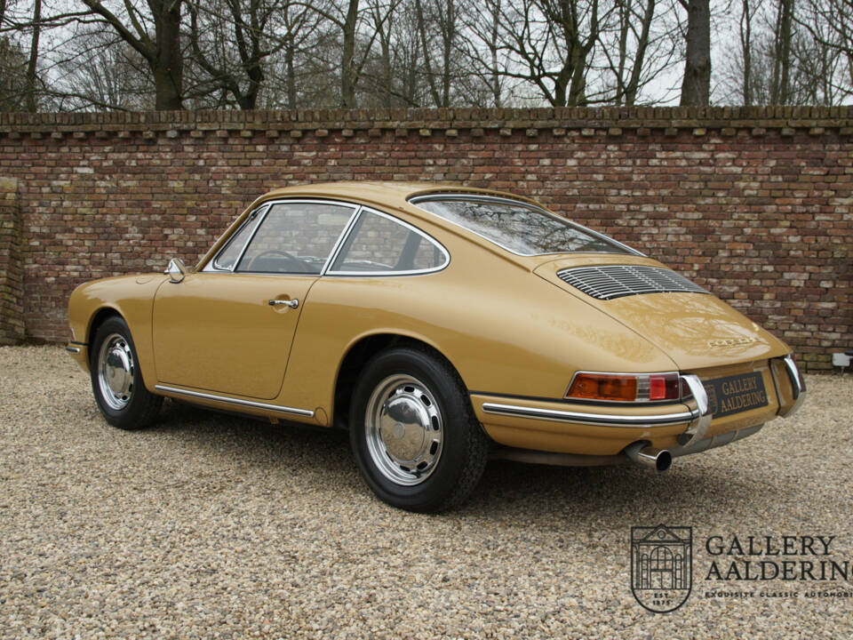 Image 2/50 of Porsche 911 2.0 (1965)