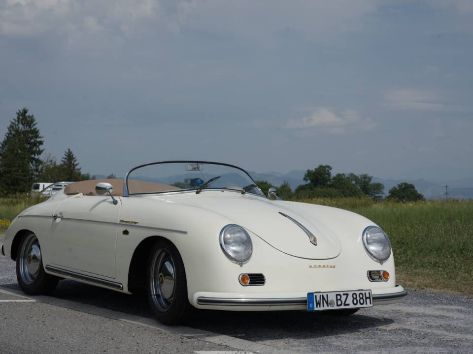 Immagine 11/49 di RCH Replicar Hellas 356 Speedster Sport (1973)