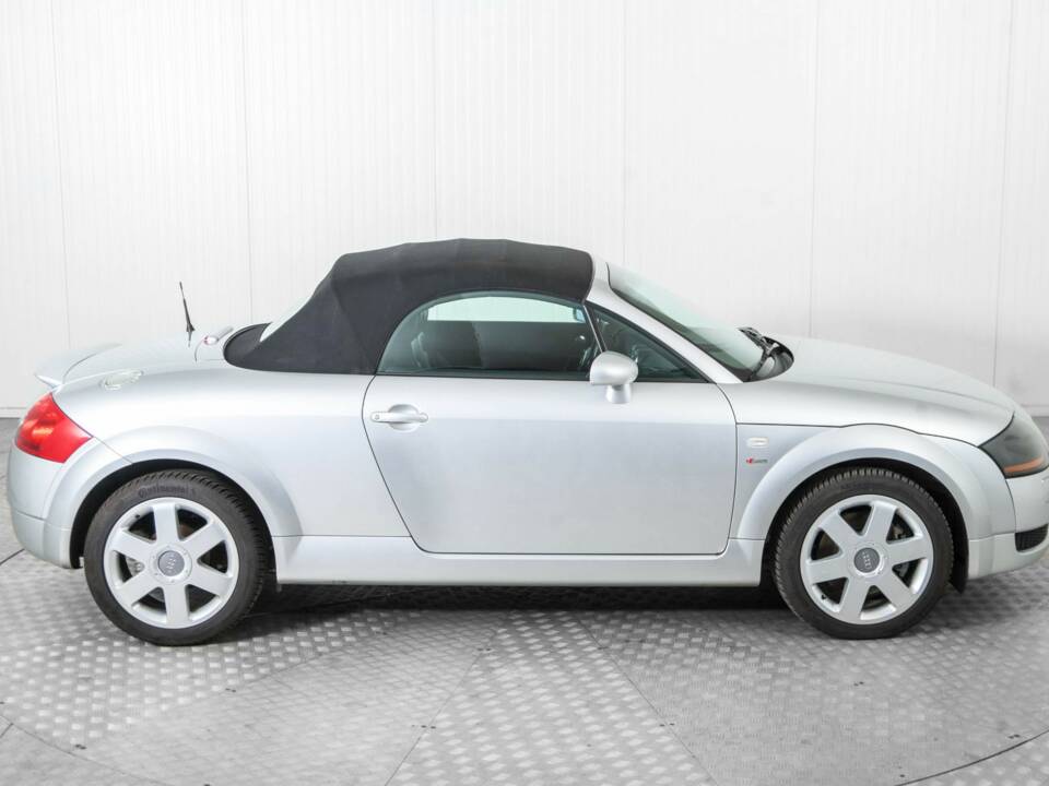 Bild 48/50 von Audi TT 1.8 T (2000)