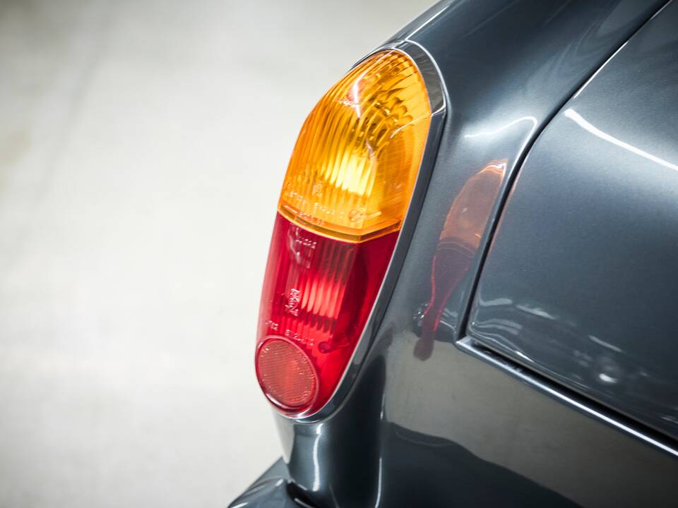 Imagen 44/100 de Rolls-Royce Corniche IV (1995)