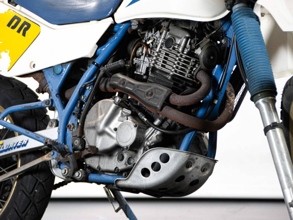 Image 34/50 of Suzuki DR 600 S (1986)