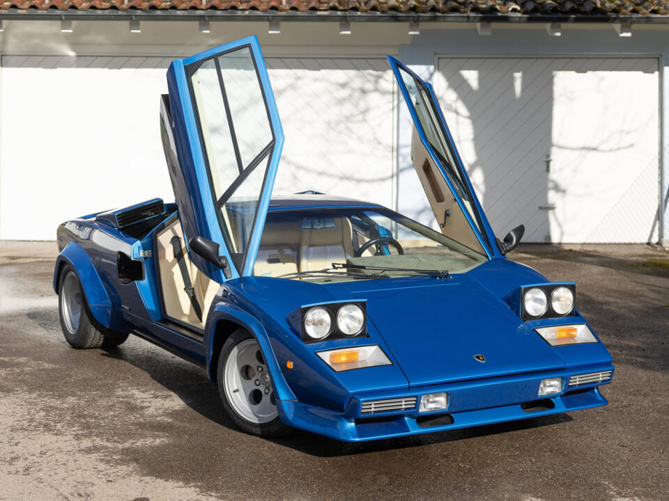 Image 28/50 of Lamborghini Countach LP 400 S (1981)