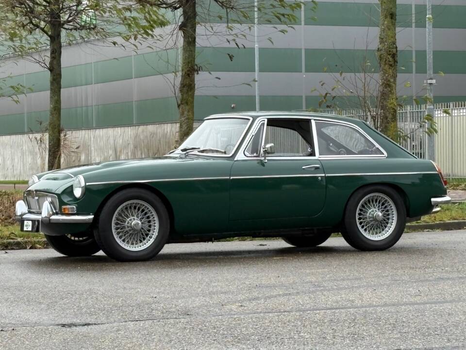 Immagine 21/40 di MG MGC GT (1968)