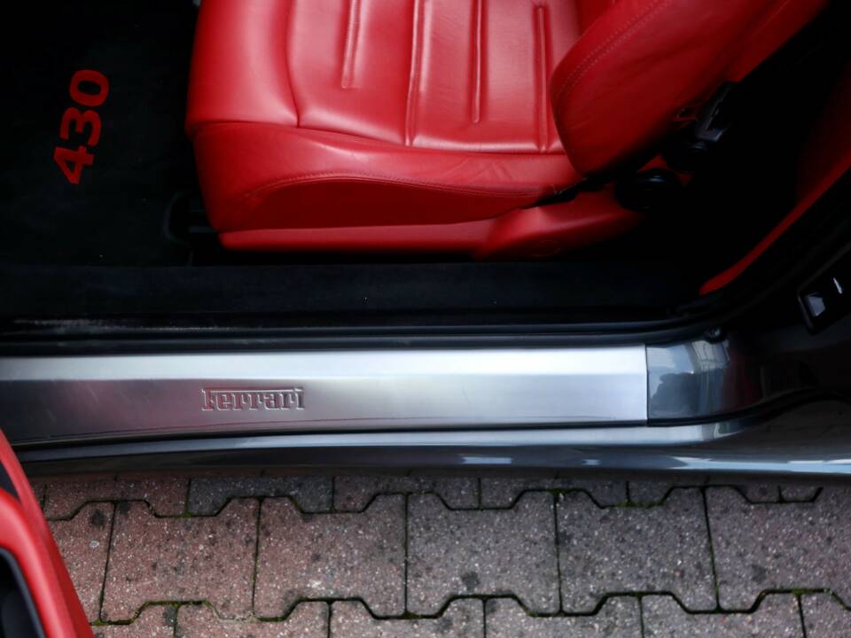 Bild 17/50 von Ferrari F430 Spider (2007)
