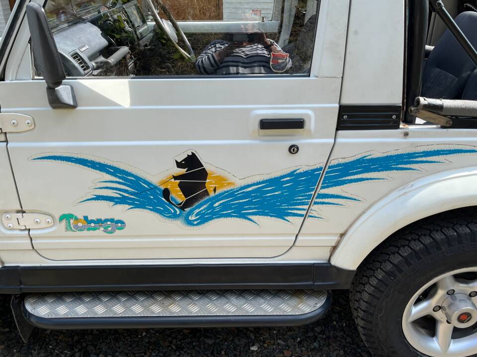 Image 4/21 of Suzuki SJ Samurai (1993)