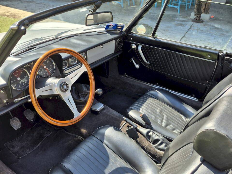 Afbeelding 25/63 van Alfa Romeo Spider 1300 (1976)