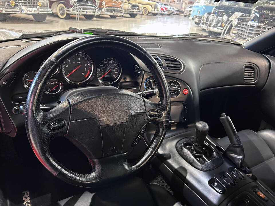 Image 19/24 of Mazda RX-7 (1992)