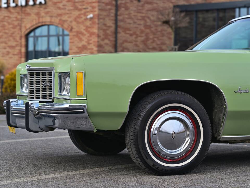 Image 10/44 of Chevrolet Impala (1974)