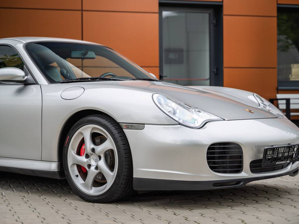 Afbeelding 35/73 van Porsche 911 Carrera 4S (2002)