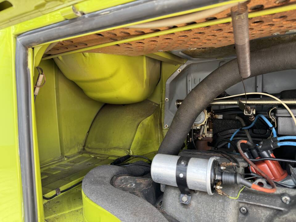 Image 36/100 of Volkswagen T2b Westfalia (1979)