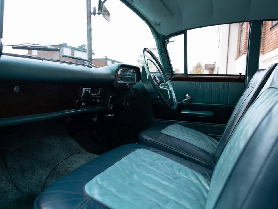 Bild 42/50 von Vauxhall Cresta (1961)