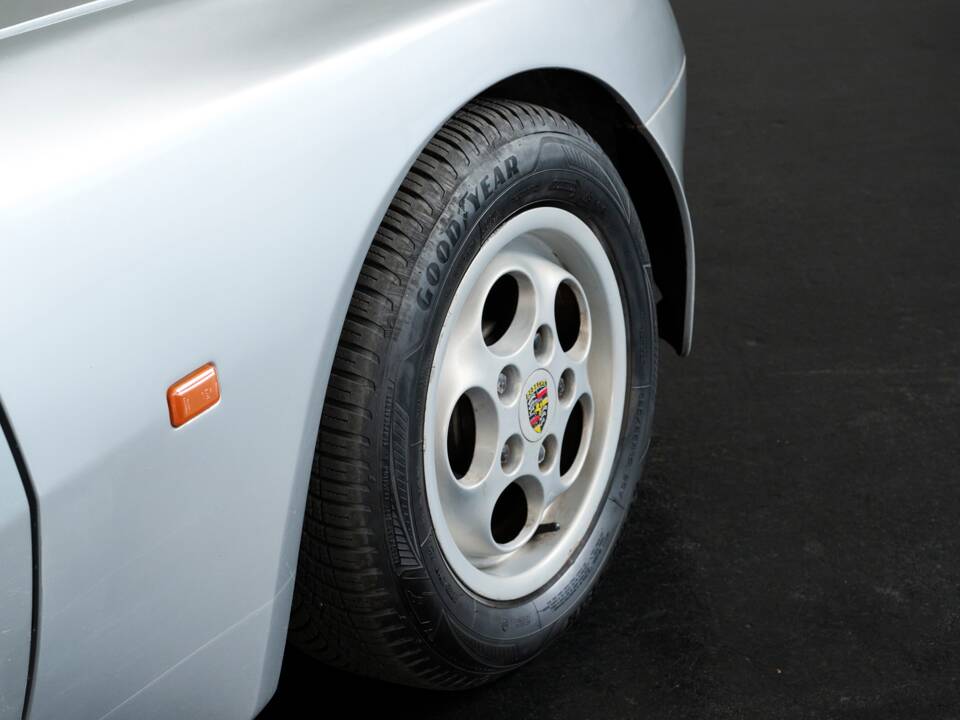 Imagen 23/43 de Porsche 944 S (1988)