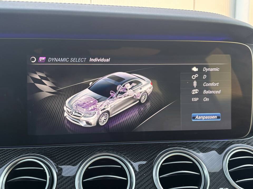 Bild 32/47 von Mercedes-Benz AMG E 63 S 4MATIC+ (2018)