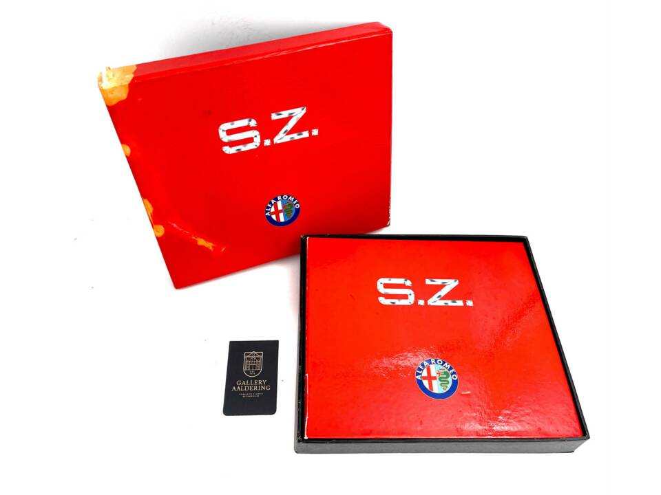 Image 15/50 de Alfa Romeo SZ (1991)