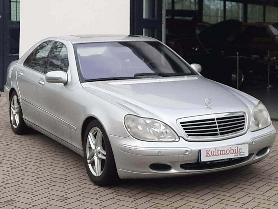 Bild 2/24 von Mercedes-Benz S 400 CDI (2001)