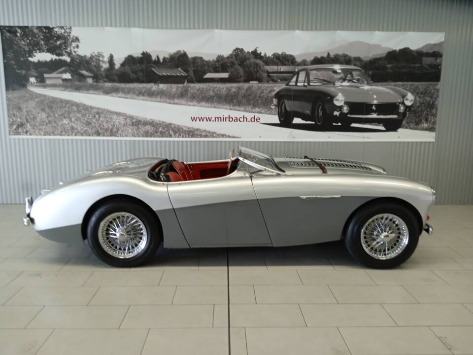 Image 6/15 of Austin-Healey 100&#x2F;4 (BN2) (1956)