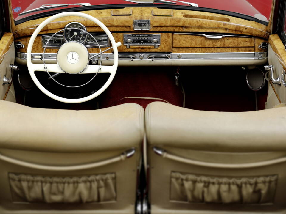 Image 10/23 of Mercedes-Benz 300 d Cabriolet D (1960)