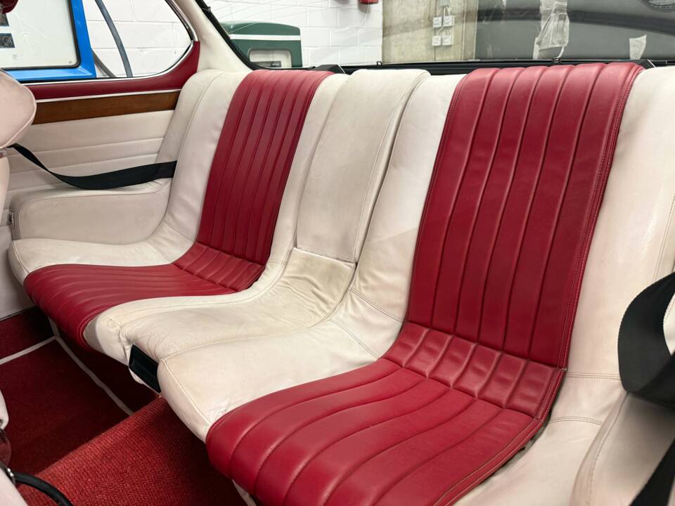 Bild 11/17 von BMW 2800 CS (1970)