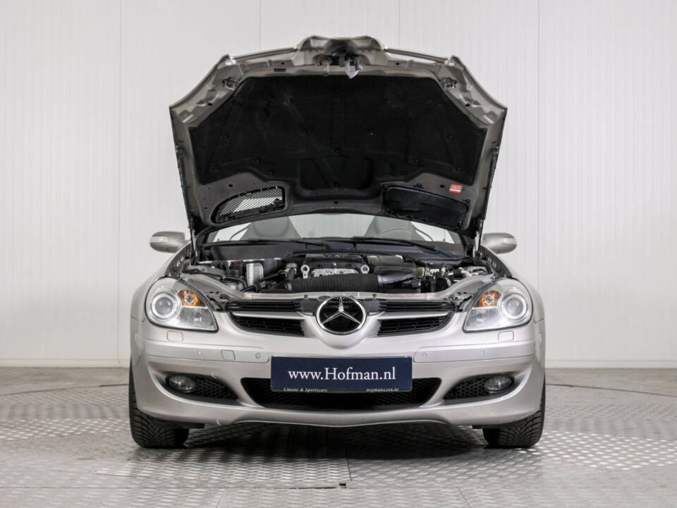 Immagine 47/50 di Mercedes-Benz SLK 200 Kompressor (2007)