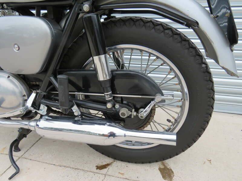 Bild 42/45 von Triumph T 120 Bonneville (1961)
