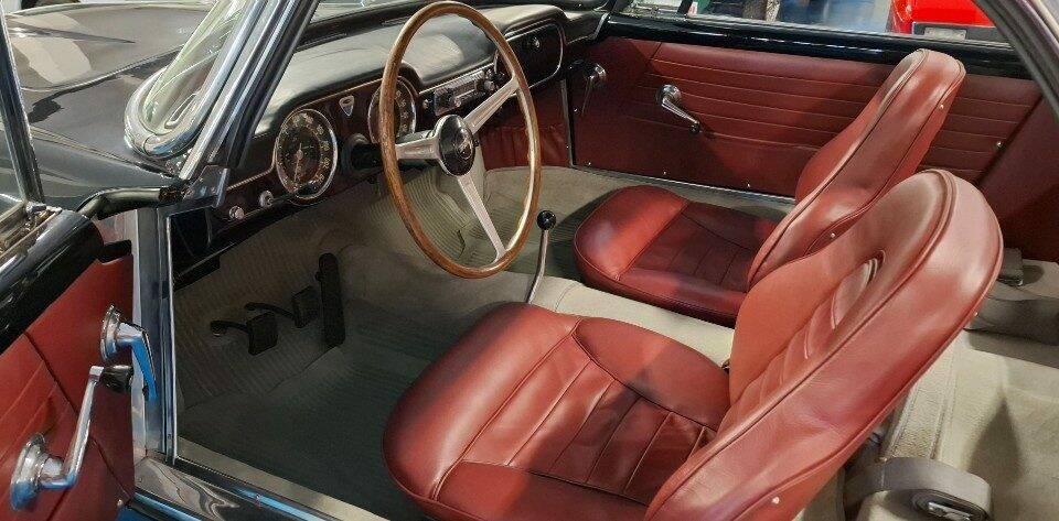 Imagen 21/47 de Lancia Flaminia GT 2.5 3C Touring (1962)