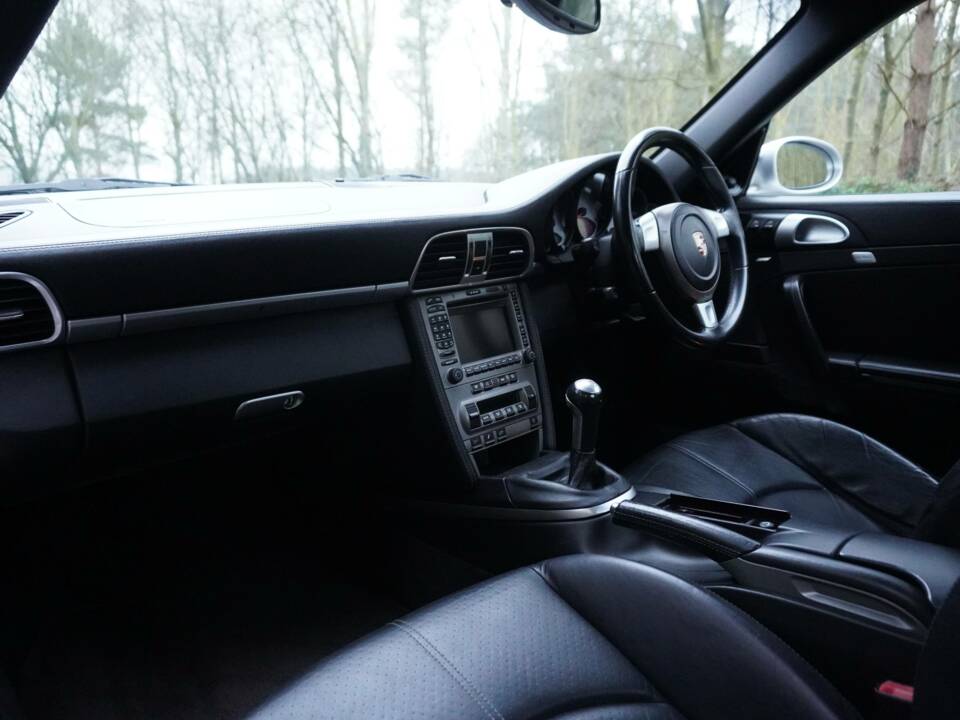 Bild 12/17 von Porsche 911 Carrera S (2006)