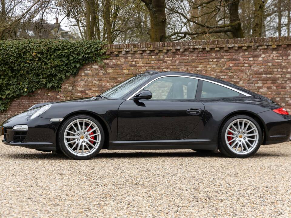 Afbeelding 30/50 van Porsche 911 Targa 4S (2009)
