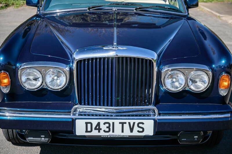 Image 37/47 of Bentley Continental (1987)