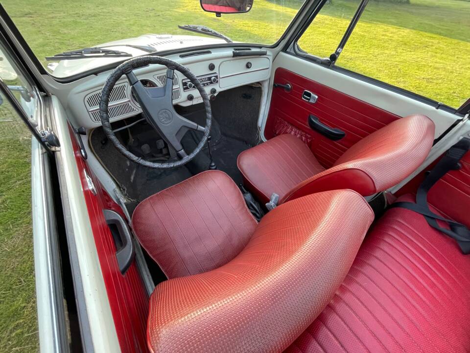 Image 5/10 of Volkswagen Beetle 1300 (1969)